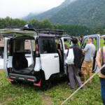 【画像】話題の「超新型デリカミニ」をどこよりも早く展示したのはキャンプ場！　オフロードや登坂の体験もできる「スターキャンプ2025 in 朝霧高原」で三菱車のスゴさを知った 〜 画像6