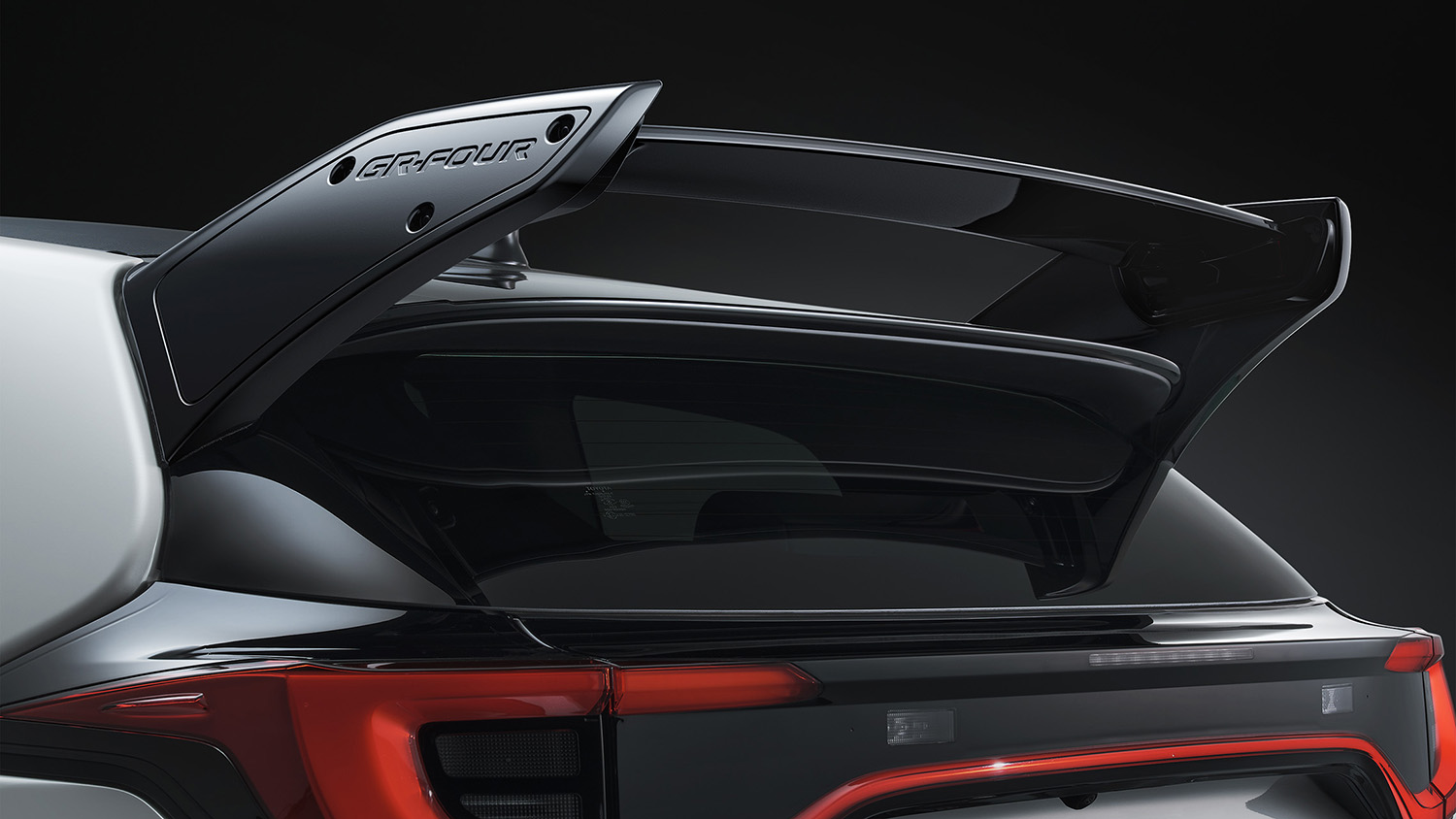 「RZ High performance」+「Aero performance package」の可変リヤウイング 〜 画像7