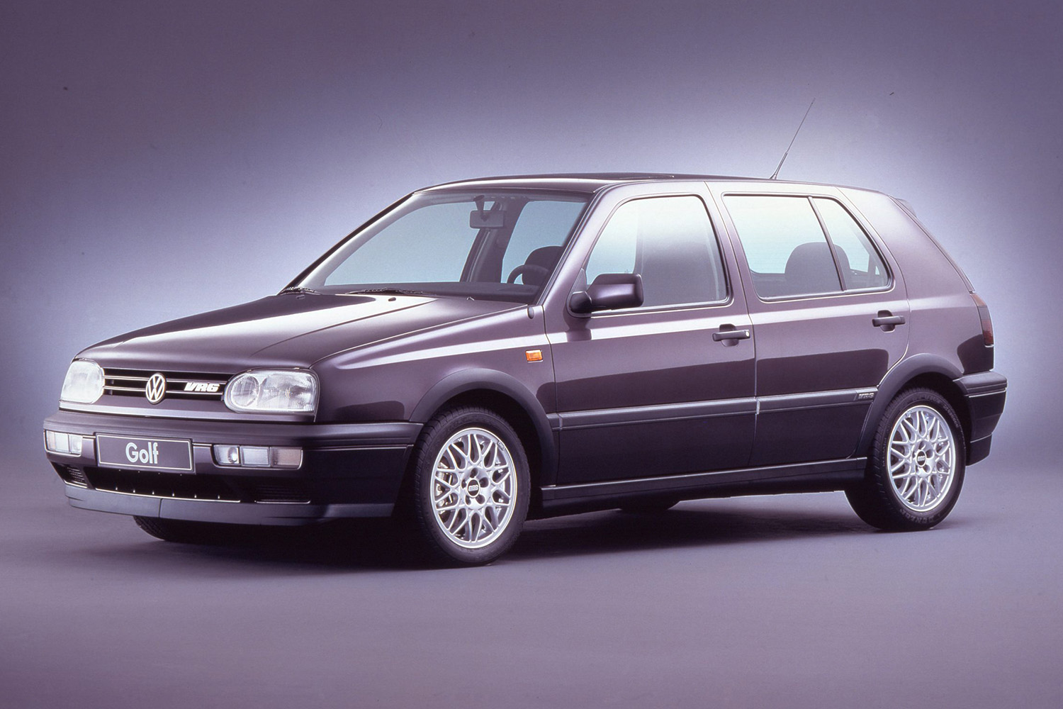 フォルクスワーゲン・ゴルフ「VR6」のフロントスタイリング