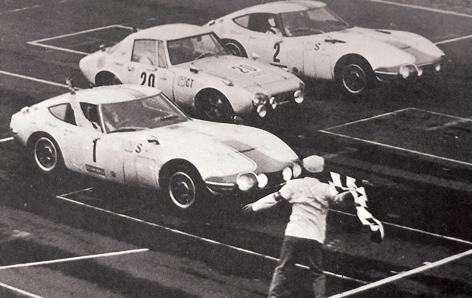 レースで活躍するトヨタ・スポーツ800 〜 画像5