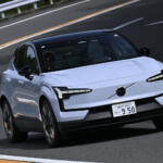 【画像】【試乗】踏めば狼・緩めれば羊！　ボルボ史上最高加速を誇る「EX30 ウルトラ・ツイン」はバカッ速だけどジェントルな二面性を楽しめるコンパクトEV 〜 画像3