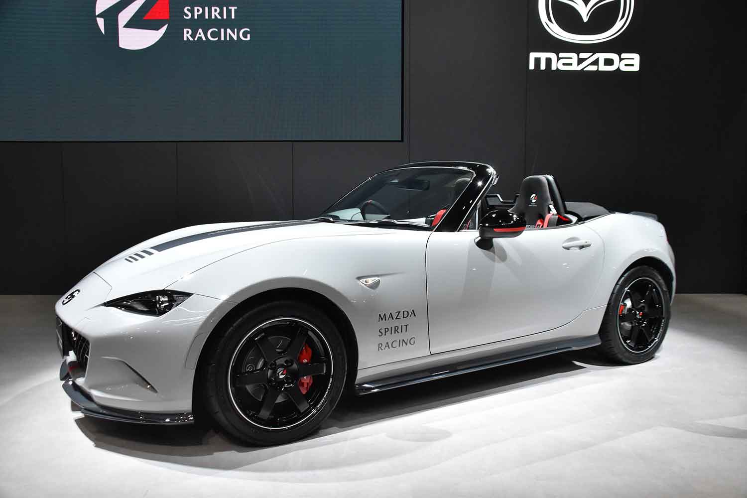 MAZDA SPIRIT RACING ロードスター 12Rにバーチャルで試乗 〜 画像22