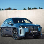 【画像】国内BMW最強トルクの「Mパフォーマンス」かそれとも一充電走行距離最長の「Mスポーツ」か！　「iX」が一部改良を実施して新グレード追加 〜 画像2