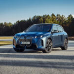 【画像】国内BMW最強トルクの「Mパフォーマンス」かそれとも一充電走行距離最長の「Mスポーツ」か！　「iX」が一部改良を実施して新グレード追加 〜 画像8