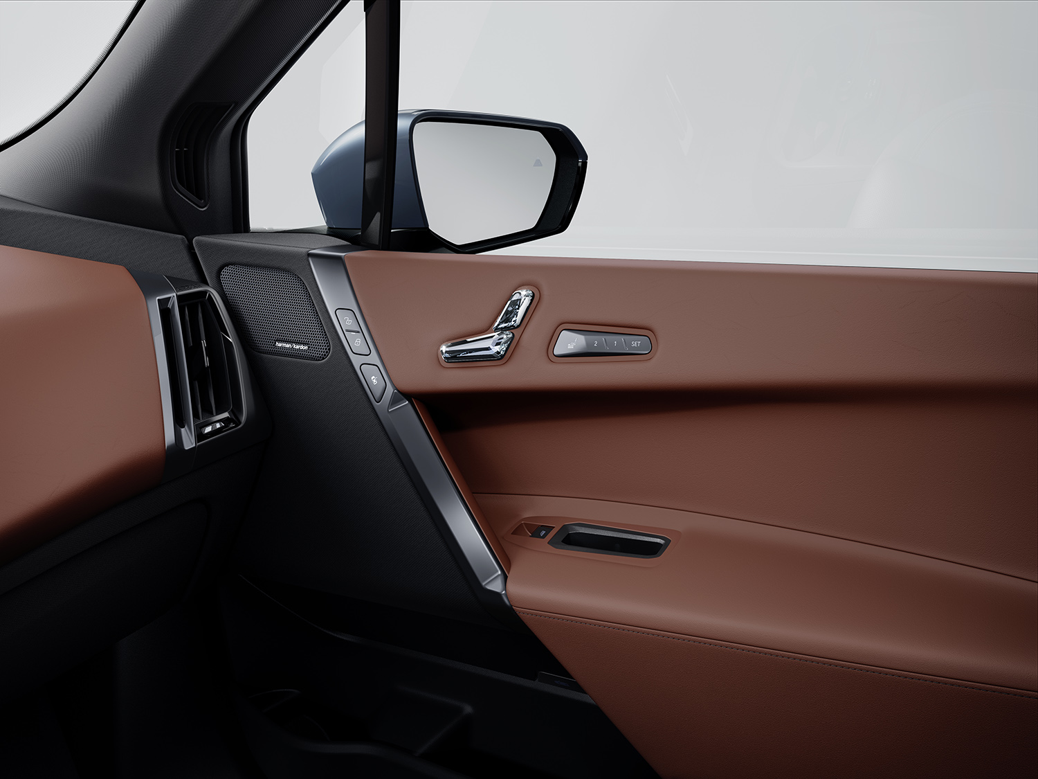 BMW「iX」が一部改良を実施して新グレード追加 〜 画像41