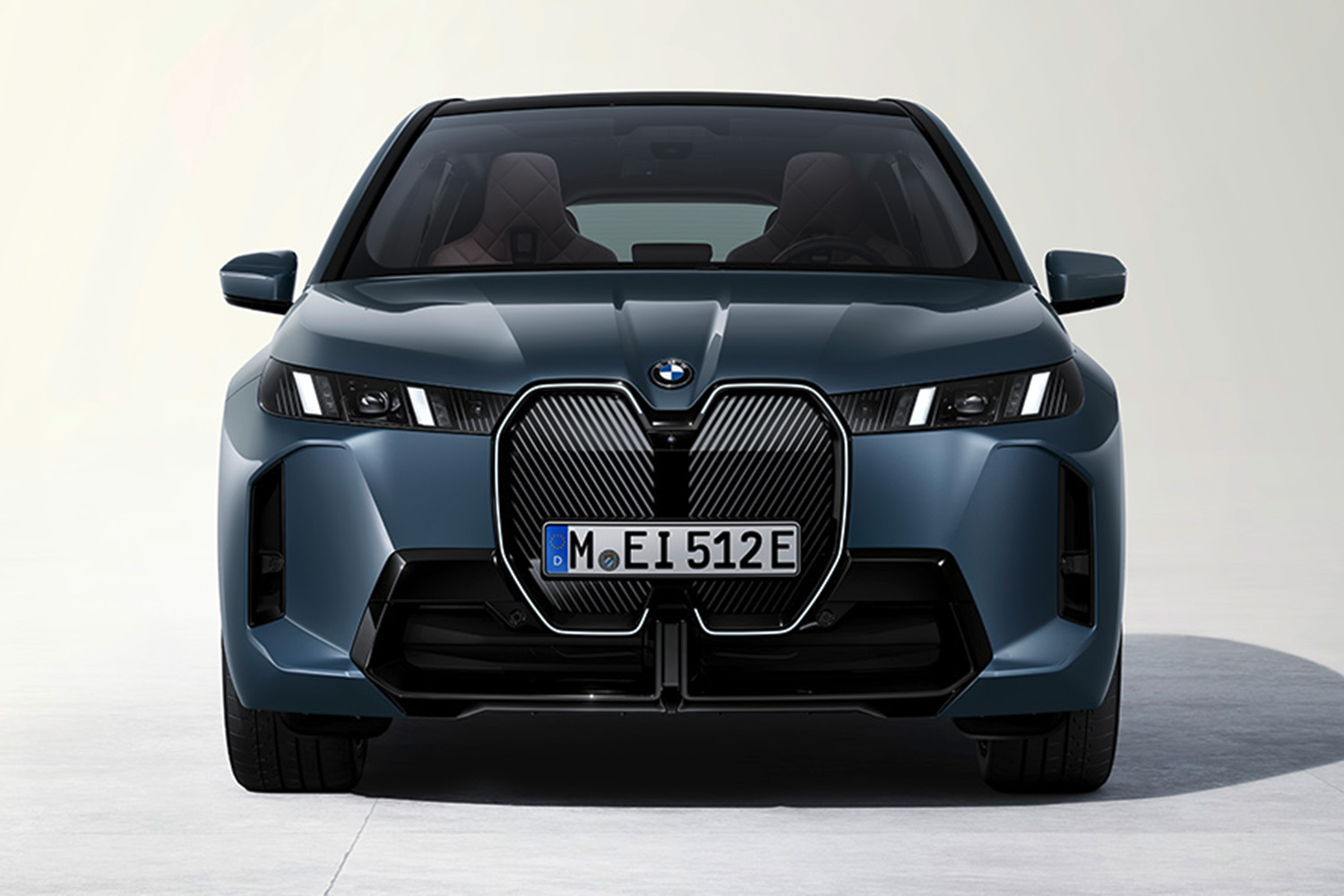 BMW「iX」が一部改良を実施して新グレード追加 〜 画像26