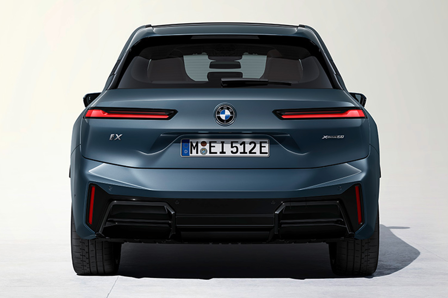 BMW「iX」が一部改良を実施して新グレード追加 〜 画像28