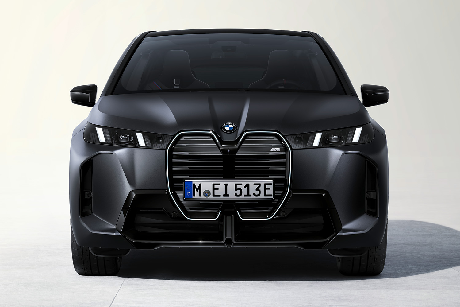BMW「iX」が一部改良を実施して新グレード追加 〜 画像51