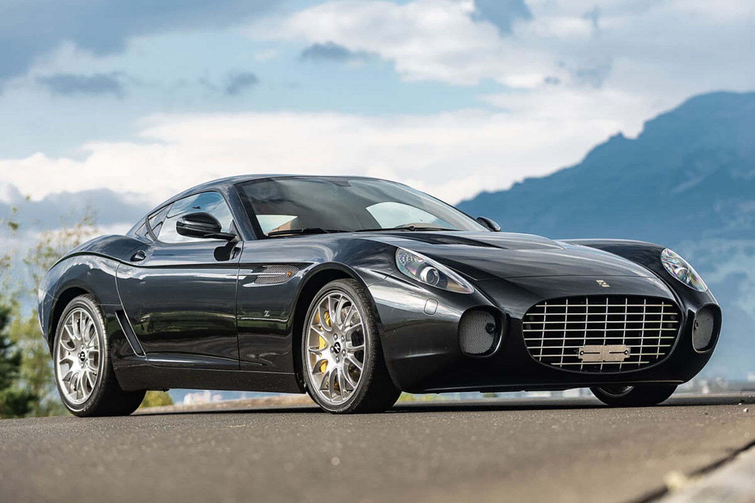 「フェラーリ599GTZニッビオ・ザガート」のフロントスタイリング