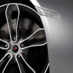 【画像】いまのマクラーレンの成功はここから始まった！　F1以来の純マクラーレン・スーパーカー「MP4-12C」 〜 画像8
