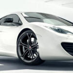【画像】いまのマクラーレンの成功はここから始まった！　F1以来の純マクラーレン・スーパーカー「MP4-12C」 〜 画像9