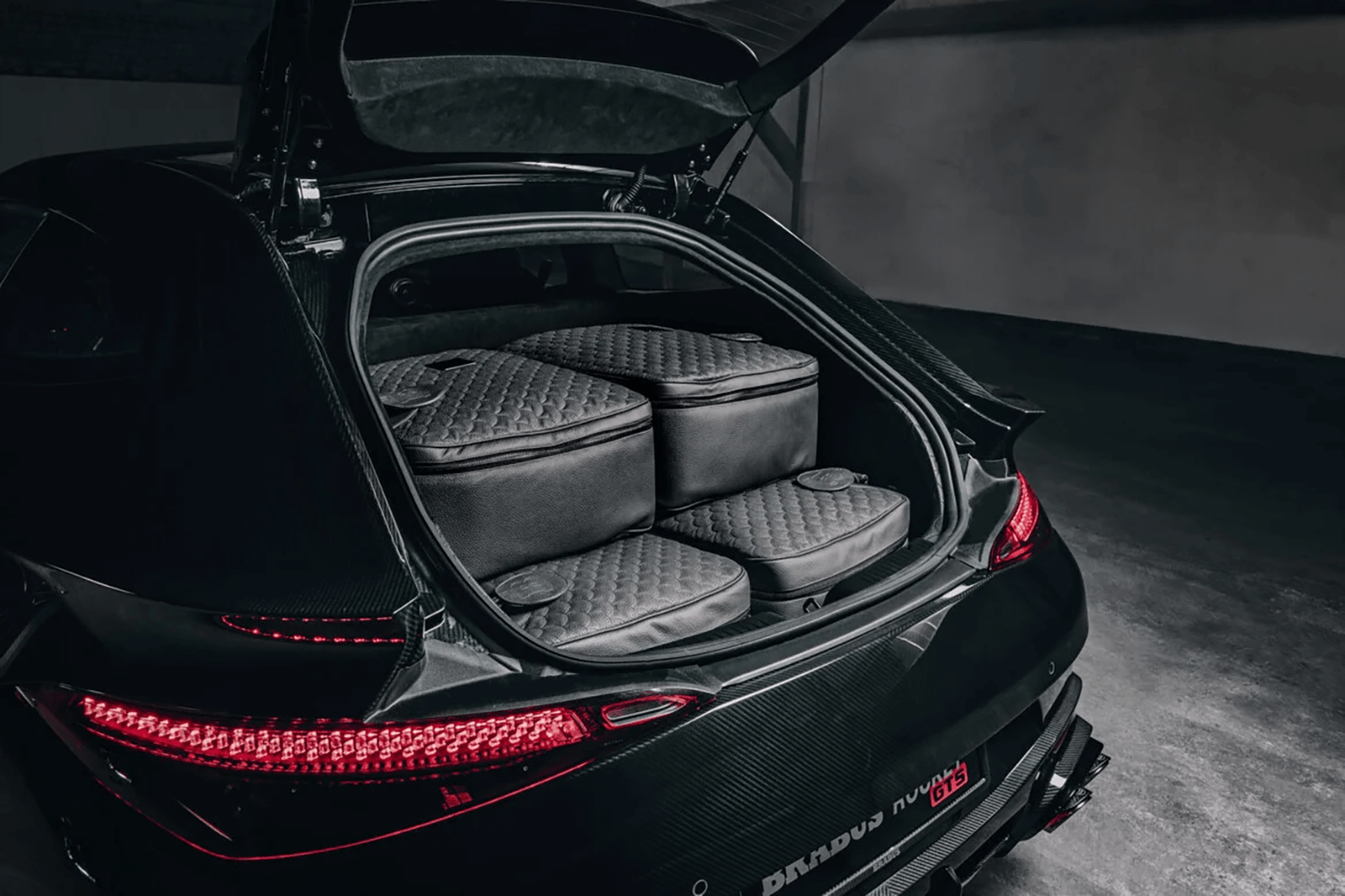 BRABUS ROCKET GTSのラゲッジ 〜 画像9
