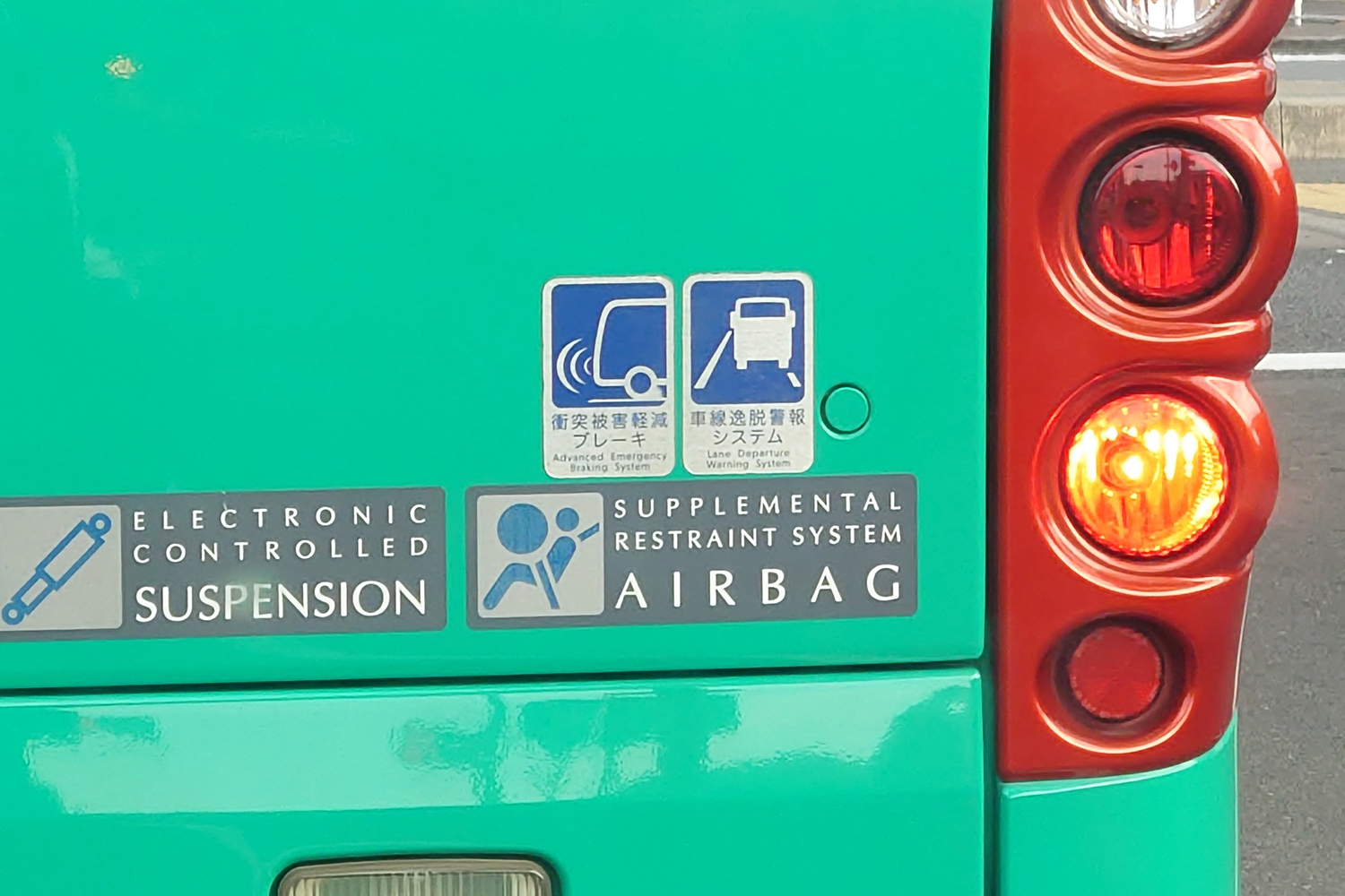 いまどきの安全装備が路線バスだけハブられているワケ 〜 画像6
