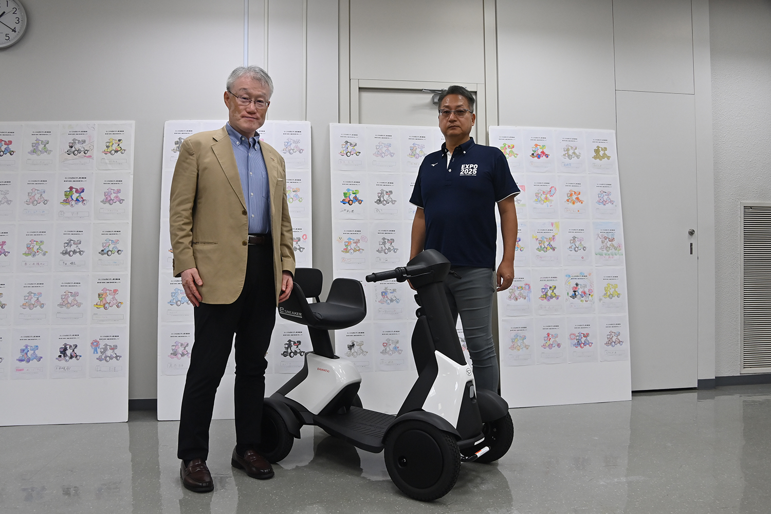 万博会場で大人気なダイハツ「e-SNEAKER」の市販モデルに乗ってみた 〜 画像8