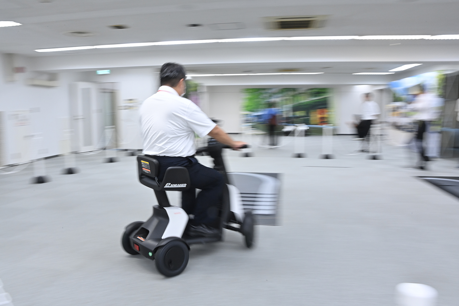 ダイハツ e-SNEAKERの試乗イメージ 〜 画像43