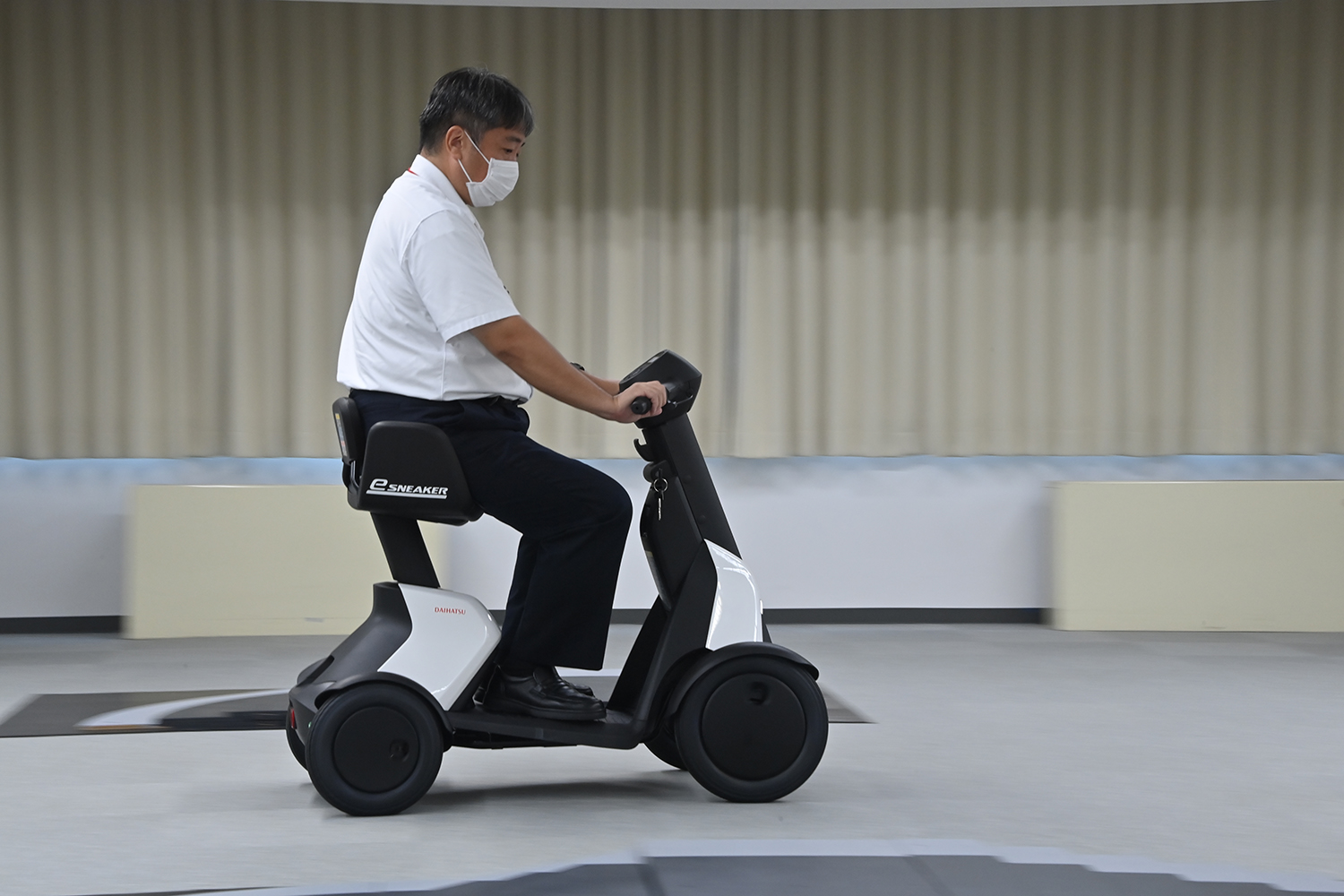 ダイハツ e-SNEAKERの試乗イメージ 〜 画像41