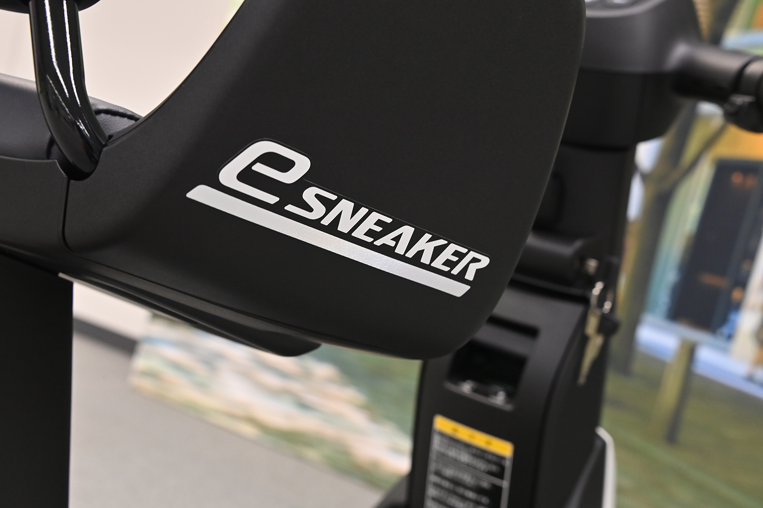 万博会場で大人気なダイハツ「e-SNEAKER」の市販モデルに乗ってみた 〜 画像31