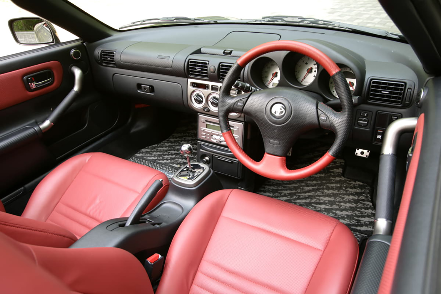 トヨタ MR-S Vエディション ファイナルバージョンの車内 〜 画像9