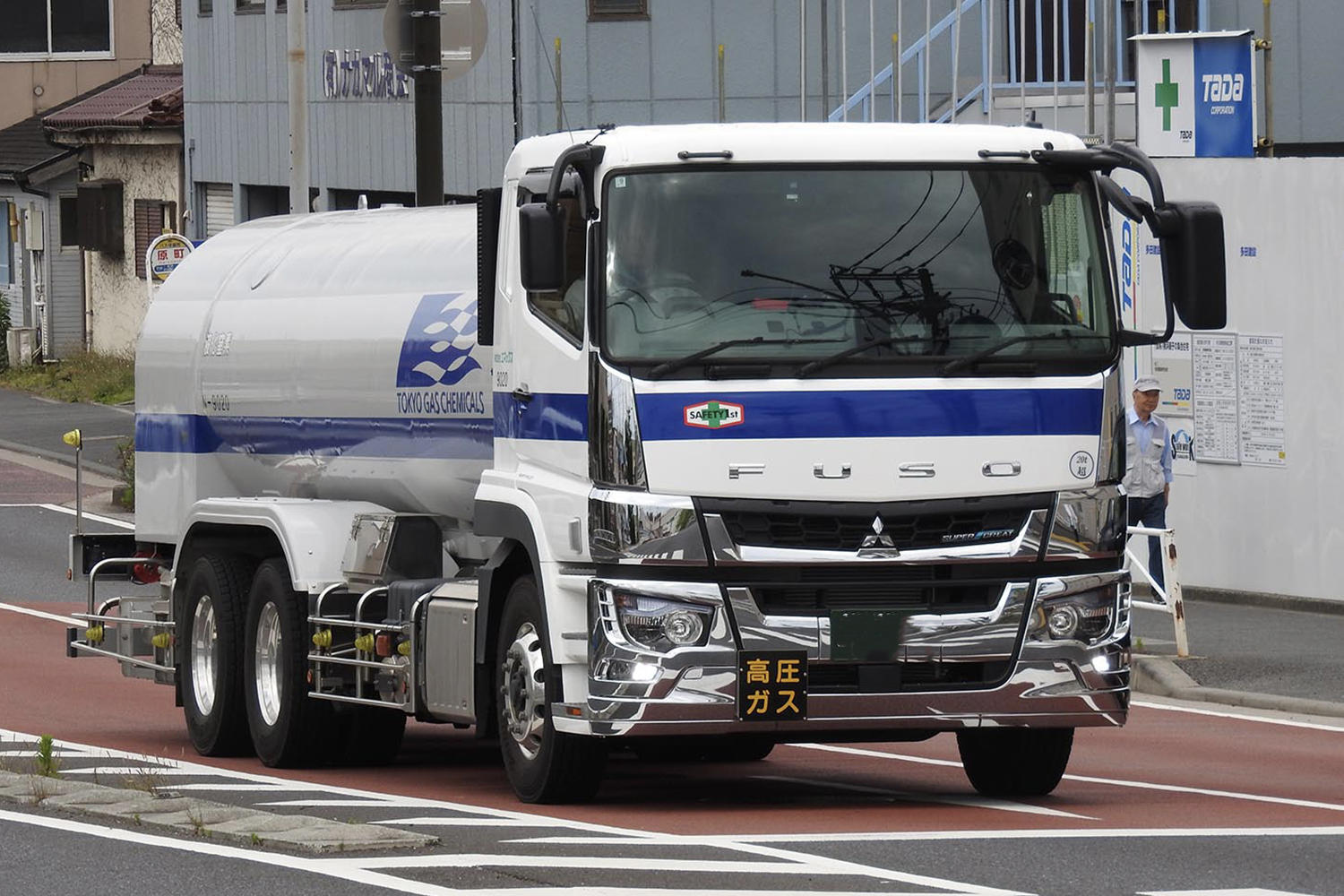 タンクローリーのイメージ