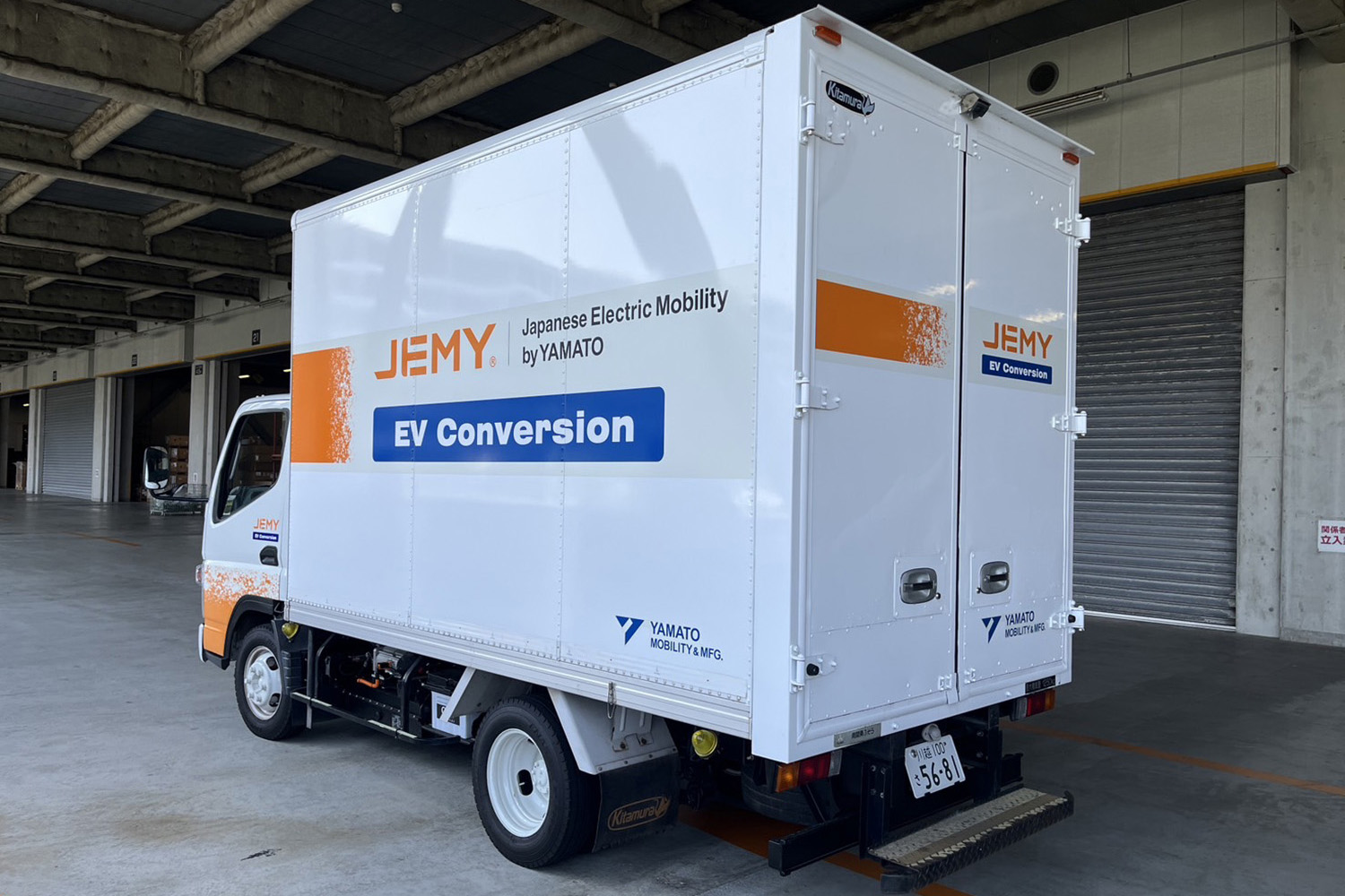 ヤマトモビリティ＆MfgのコンバージョンEVのJEMYのリヤスタイリング 〜 画像2