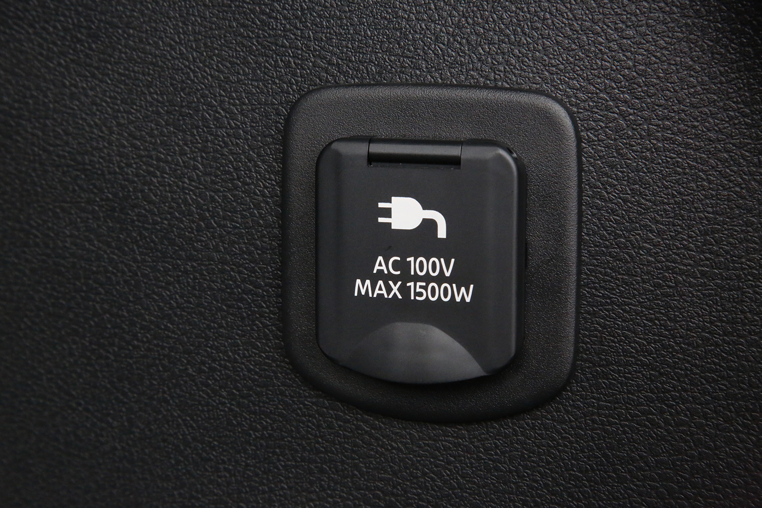 クロスオーバーSUVにキャラ変した新型日産リーフの実力やいかに 〜 画像32