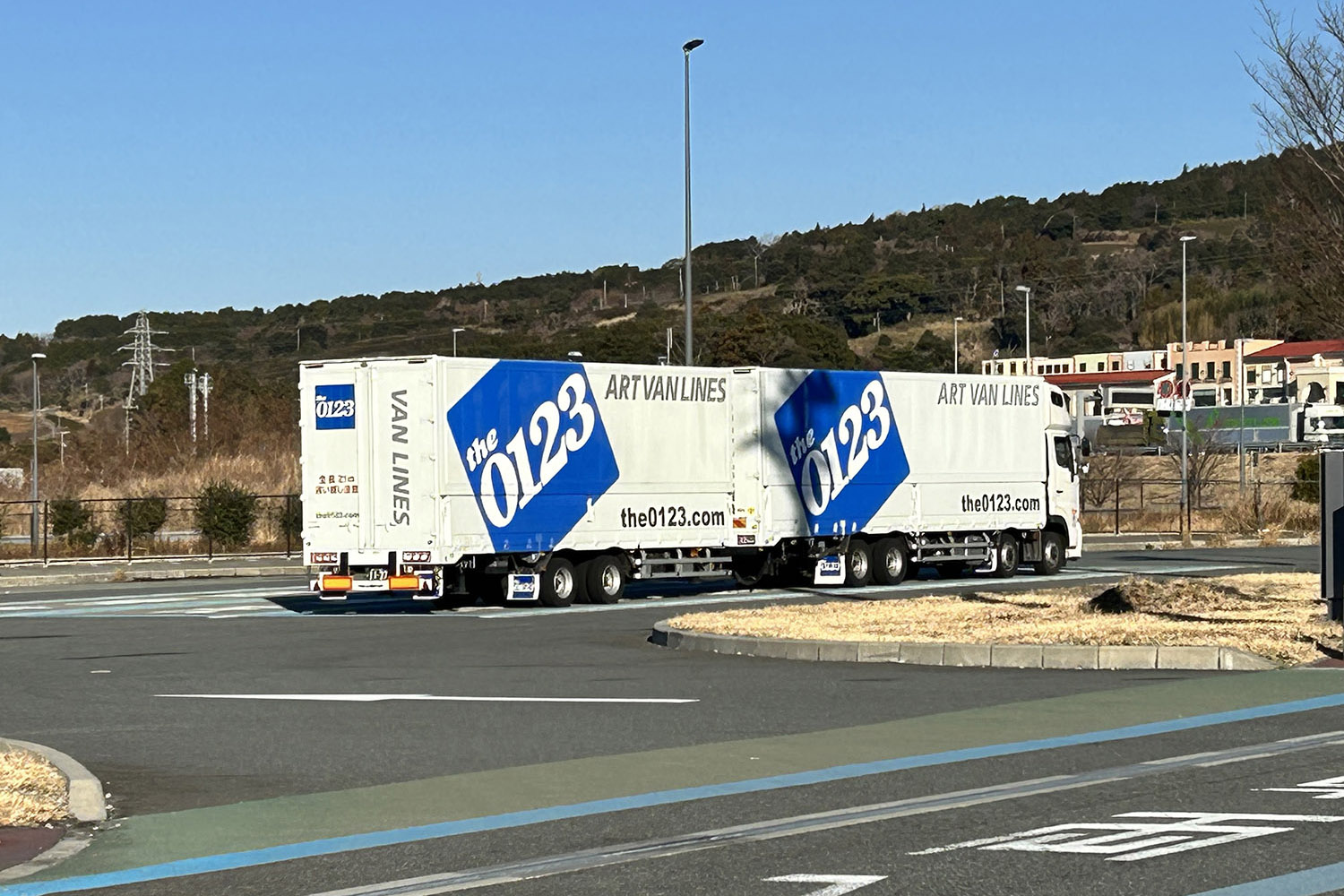 「2030年問題」を吹き飛ばす自動運転ダブル連結トラック構想 〜 画像4