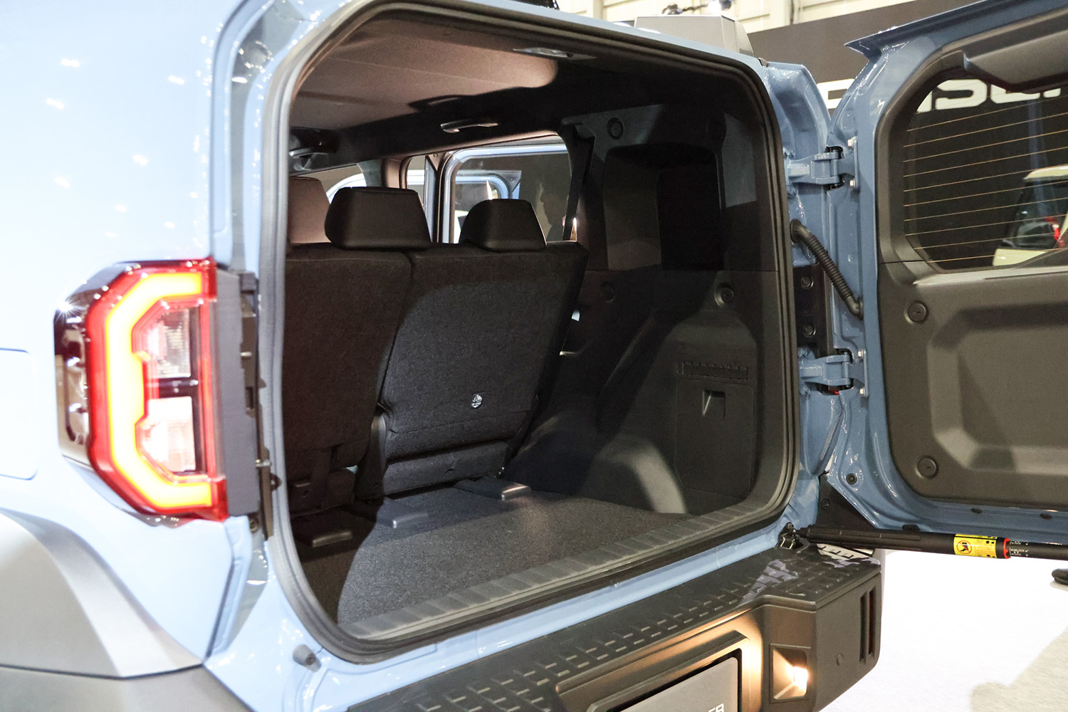 その名も「ランドクルーザーＦＪ」はより若者にも手が届く「買えるランクル」 〜 画像56