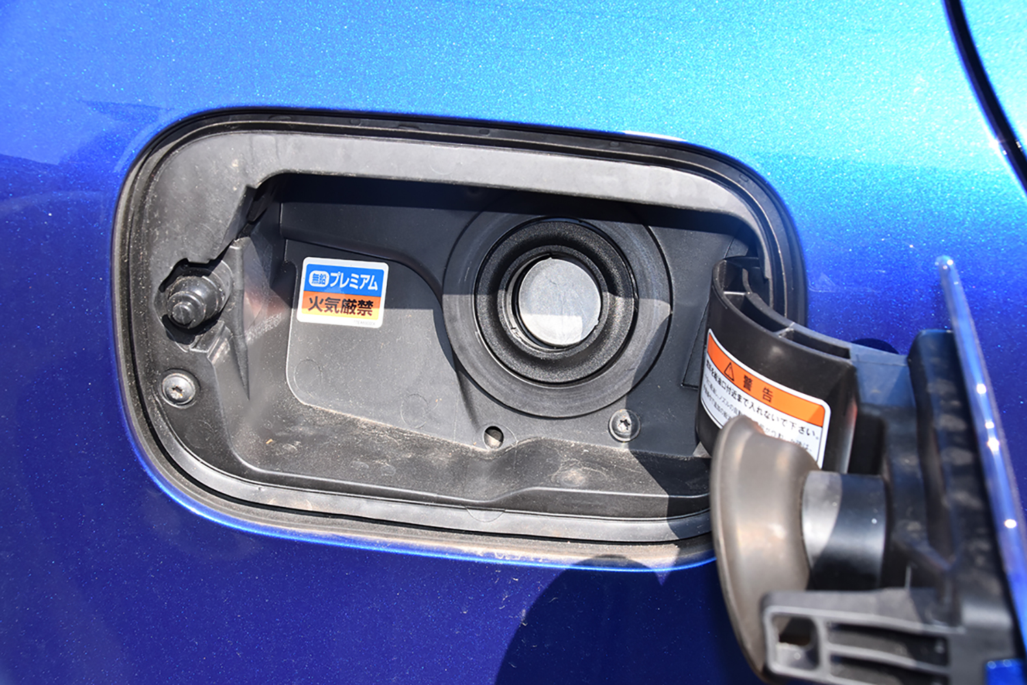 有鉛仕様車に無鉛ガソリンを入れたら何が起こる 〜 画像10