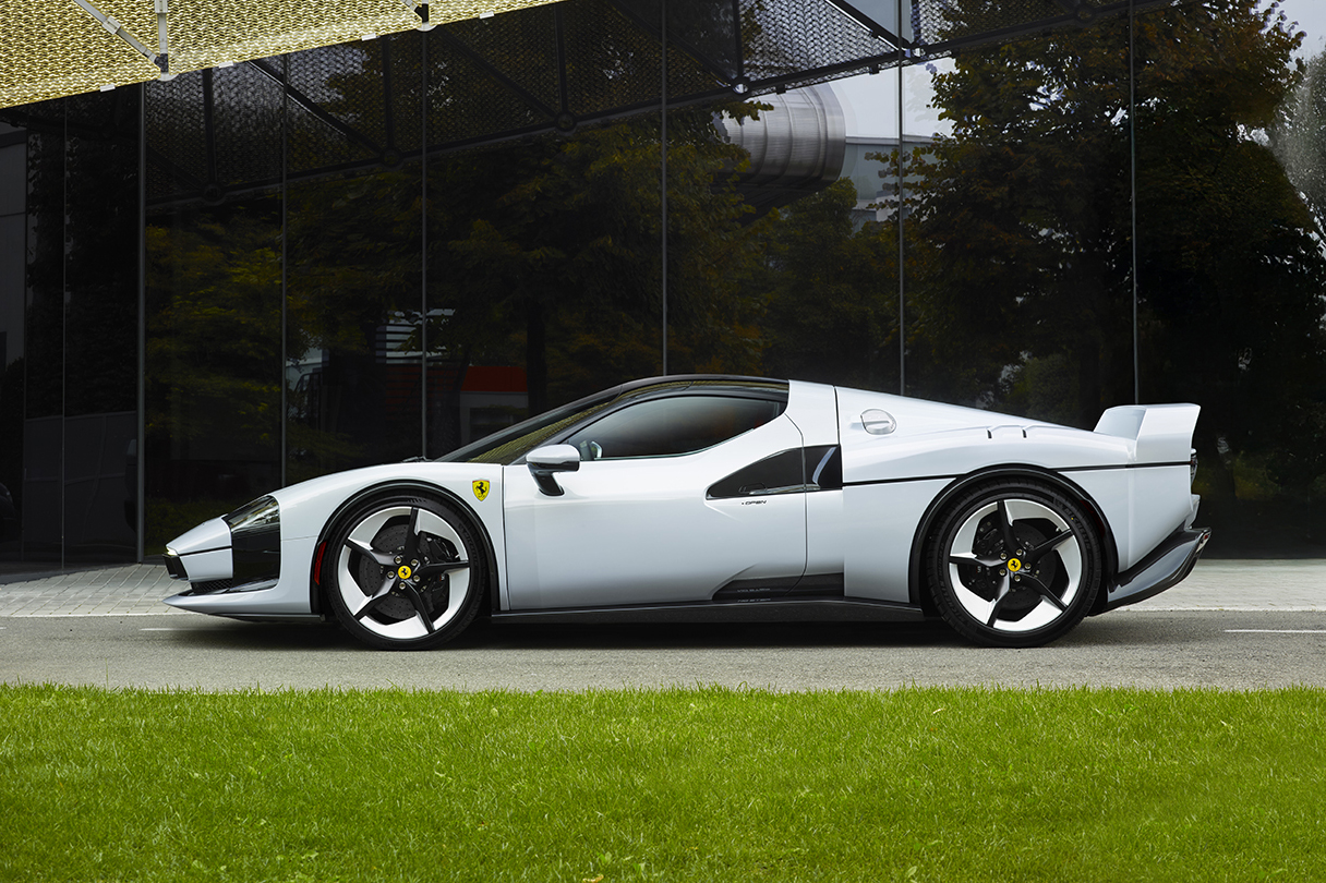 最新ワンオフモデル「SC40」が現代版F40だとしたら…… 〜 画像9