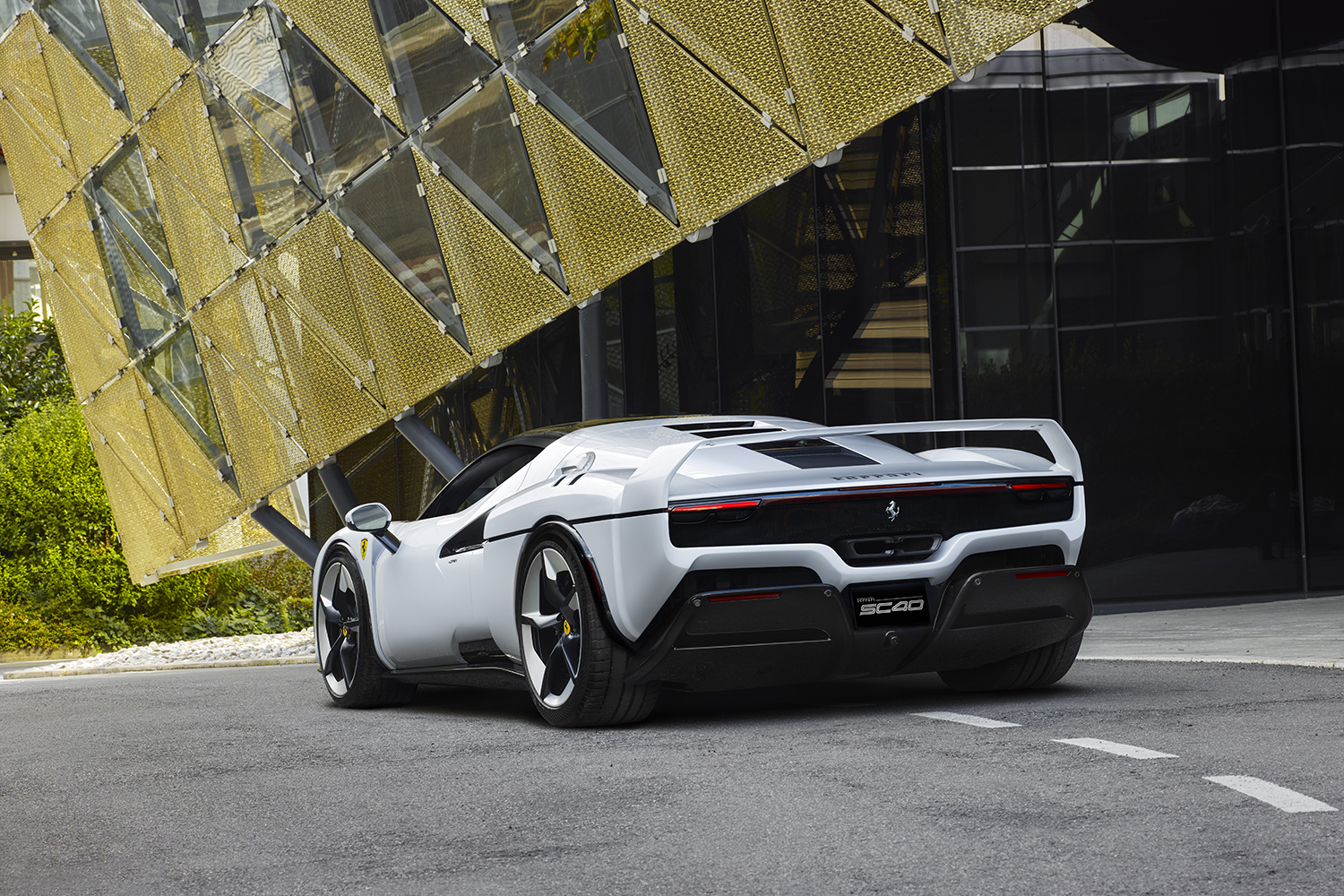 最新ワンオフモデル「SC40」が現代版F40だとしたら……