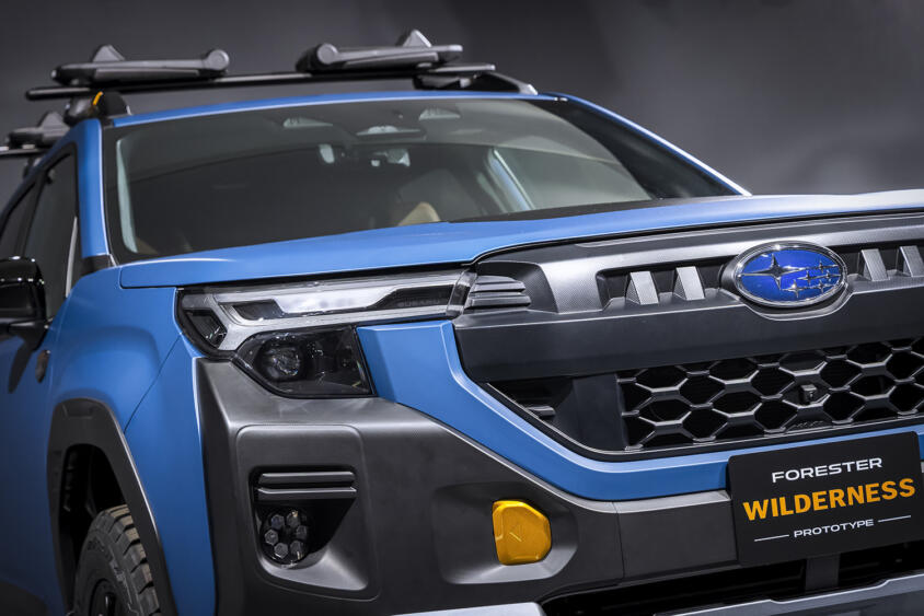 クルマ好きに刺さるエンジン車とBEVを続々投入の予感！　この先のSUBARUは「アドベンチャー」「パフォーマンス」の２軸でブランドを構築する【ジャパンモビリティショー2025】