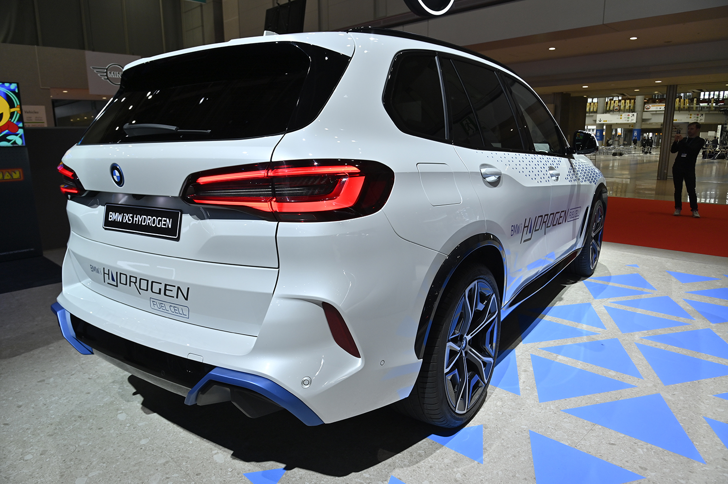 BMW iX5ハイドロジェンのりやスタイリング 〜 画像5