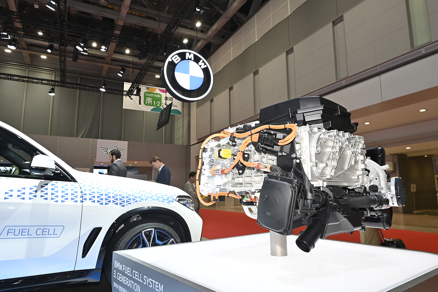 iX5ハイドロジェンやノイエクラッセやM2 CSなどBMWの次世代モデルにワクワクが止まらない 〜 画像22