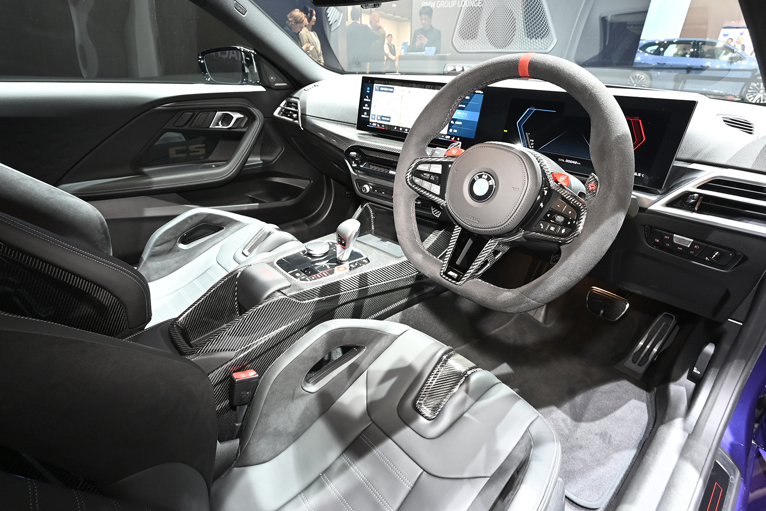 内外装をカーボンファイバーに置き換えた歴代最強最軽量のＭ２が「ＣＳ」だ 〜 画像5