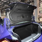 【画像】ただでさえバカッ速いBMW M2をさらに軽量化した最速モデルが日本でお披露目！　歴代最強の「M2 CS」の強烈な中身【ジャパンモビリティショー2025】 〜 画像11