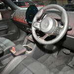 【画像】ガチの「本人」降臨！　MINI「ポール・スミス・エディション」３台が世界初お目見え!!【ジャパンモビリティショー2025】 〜 画像7