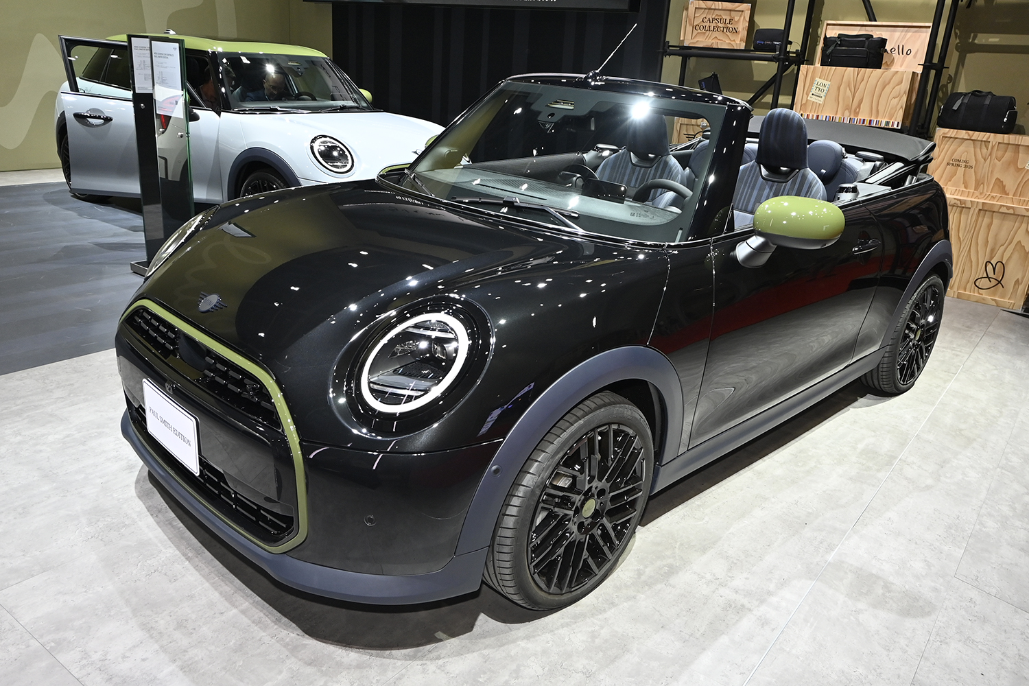 MINIクーパー・コンバーチブル・ポール・スミス・エディションのフロントスタイリング