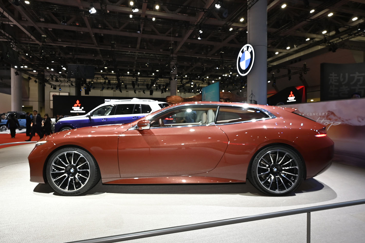 BMWスピードトップ・コンセプトのサイドビュー