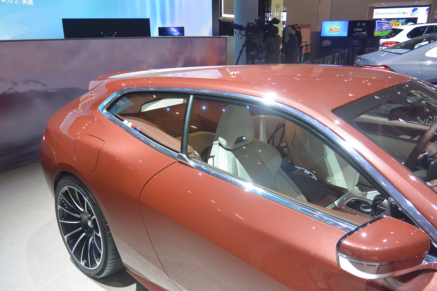 流麗なスタイリングが秀逸な「スピードトップ・コンセプト」を日本初公開 〜 画像10