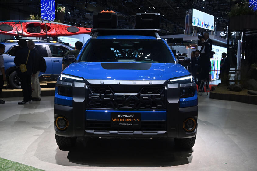 日本のスバルファンきたぞコレ! オフ系装備で武装したフォレスター&アウトバックの「ウィルダネス」プロトを堂々公開!! 【ジャパンモビリティショー2025】