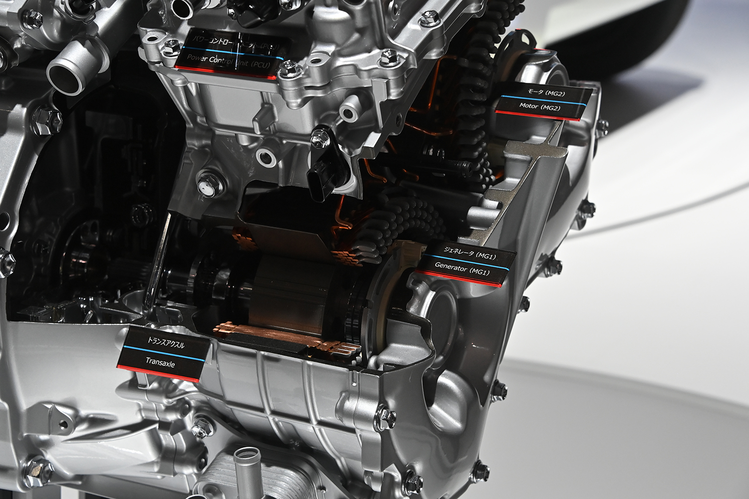 ストロングハイブリッドの「Ｋビジョン」でダイハツが軽自動車の未来を切り開く 〜 画像33