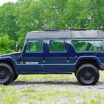 【画像】ケニアで改造手術を受けた日本車最強のオフローダー「メガクルーザー」がオークションに出た！　サファリツアー用のハイルーフ仕様の気になる落札価格とは？ 〜 画像3