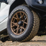 「足長」「エッジー」「ディープコンケーブ」の大迫力！ 　名門の造形技術が息づくオフロード系ホイール「ウェッズ・マッドヴァンスSD」が最高にカッコイイ