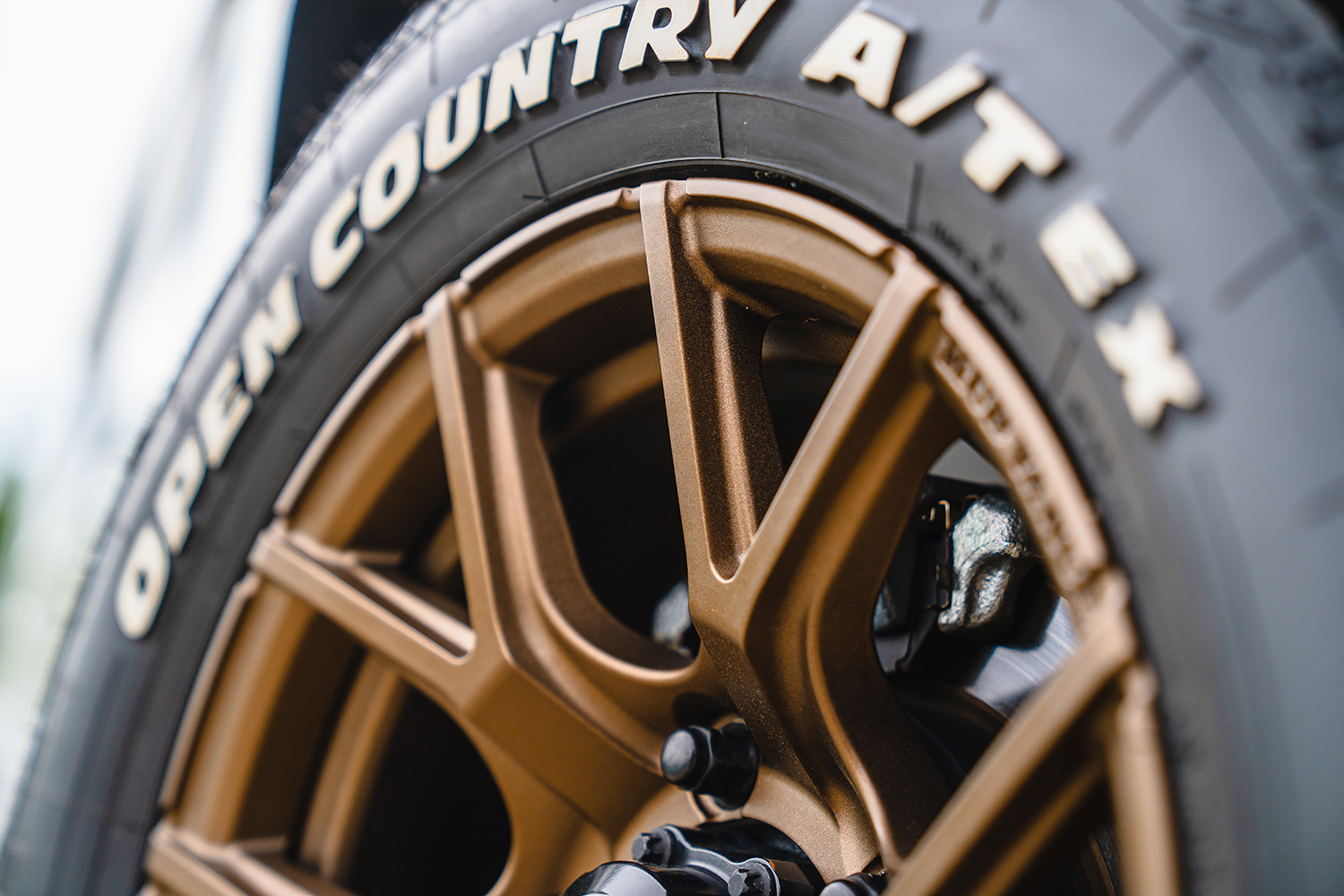 名門の造形技術が息づくシンプルなオフロード系ホイール「マッドヴァンスSD」が最高にカッコイイ 〜 画像8