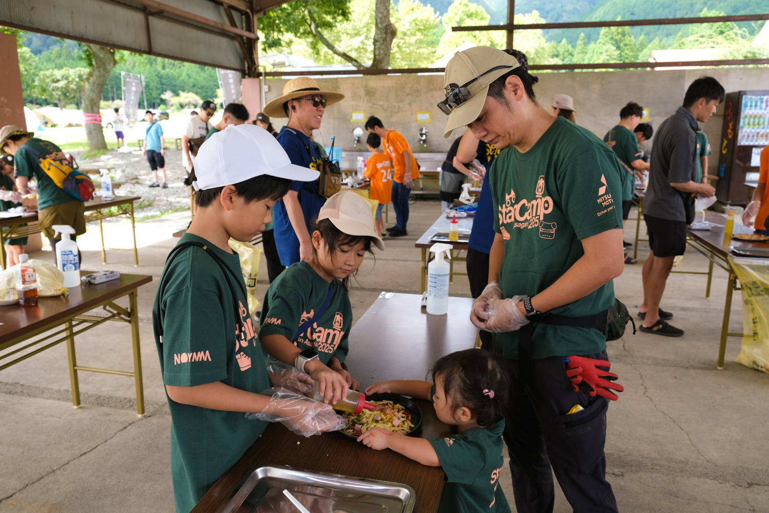 「ピザづくりワークショップ」のコーナー