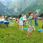 【画像】クルマの役割は人や荷物を運ぶだけじゃない！　「スターキャンプ2025 in 朝霧高原」は「クルマと人と思い出をつなぐ」ファミリーにも優しいイベントだった 〜 画像53