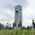 【画像】クルマの役割は人や荷物を運ぶだけじゃない！　「スターキャンプ2025 in 朝霧高原」は「クルマと人と思い出をつなぐ」ファミリーにも優しいイベントだった 〜 画像57