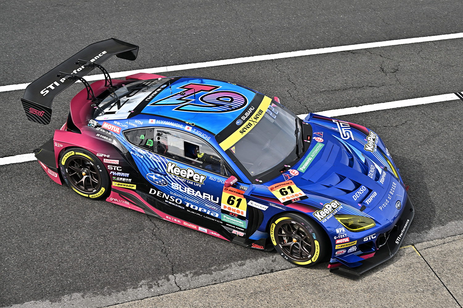 61号車「SUBARU BRZ GT300」のサイドスタイリング 〜 画像7