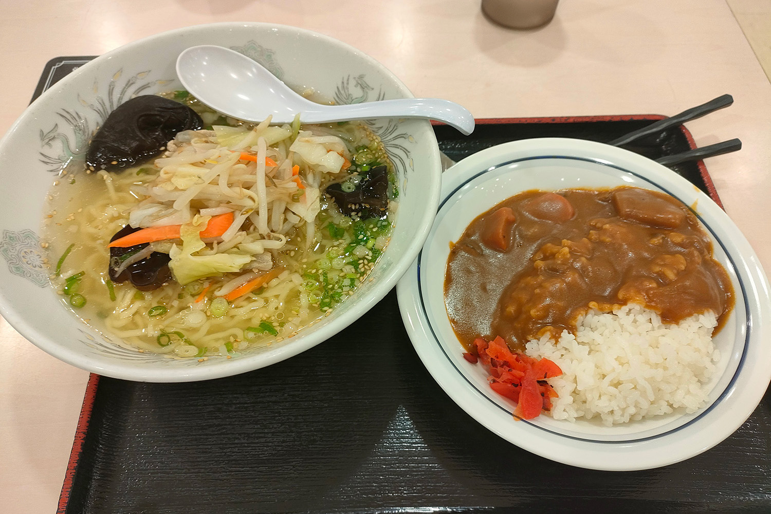 50年以上も24時間営業を続ける「二本松バイパスドライブイン」の「バイパススタミナ定食」で胃袋も心も満たされた