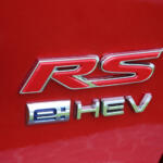 【画像】程よいスポーティさが熱い「ローダウン」ヴェゼル！　ファンお待ちかねの「e:HEV RS」がついに登場 〜 画像3